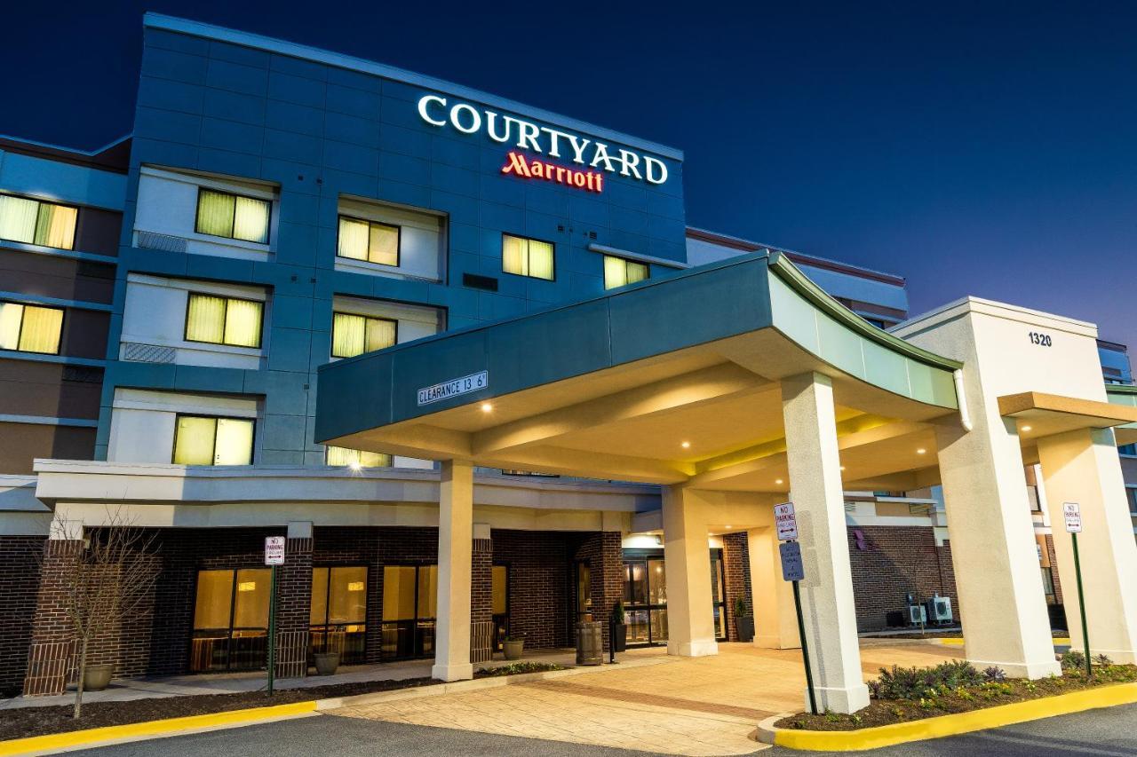 Courtyard Largo Medical Center Drive Hotel Esterno foto
